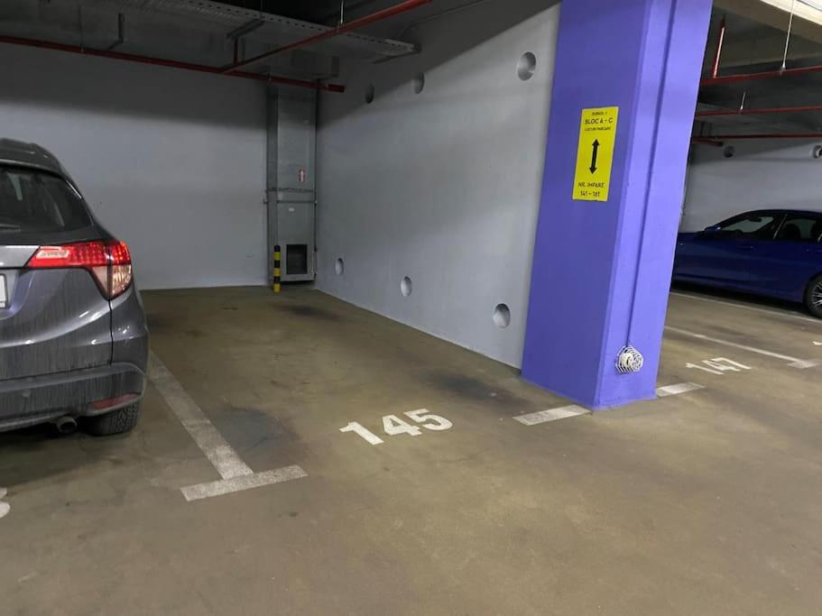 Green Apartment 214 With Private Parking บูคาเรสต์ ภายนอก รูปภาพ
